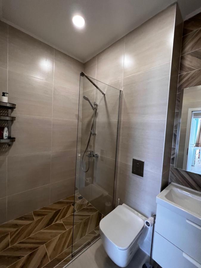 Las Brisas Garden Apartment بورغاس المظهر الخارجي الصورة